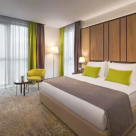 Jägerhof Hotel 4*