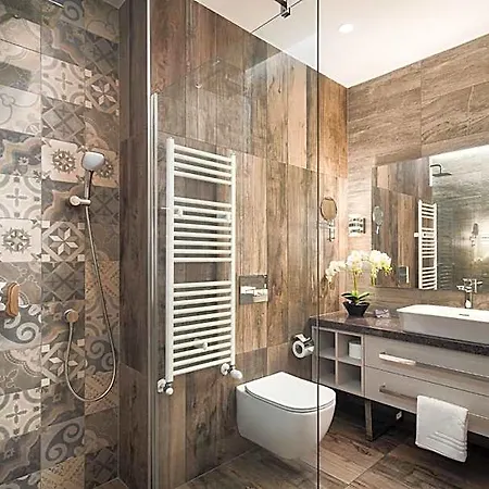 Hotel Jägerhof 4*