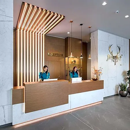 Hotel Jägerhof 4*